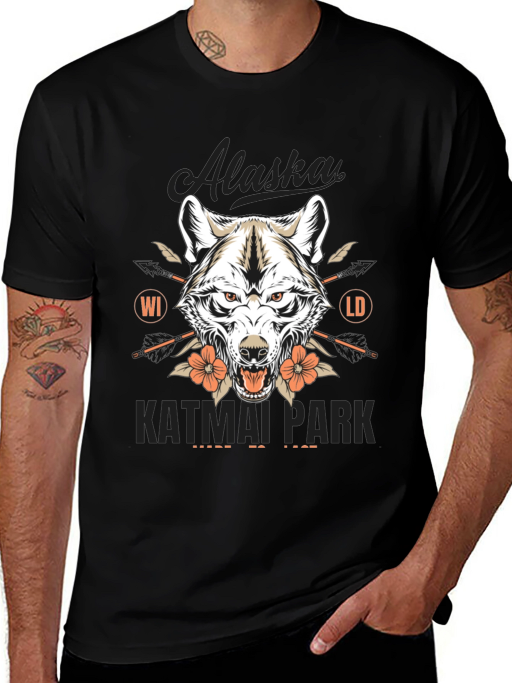 Alaska Katmai Park Wolf Graphic T-Shirt