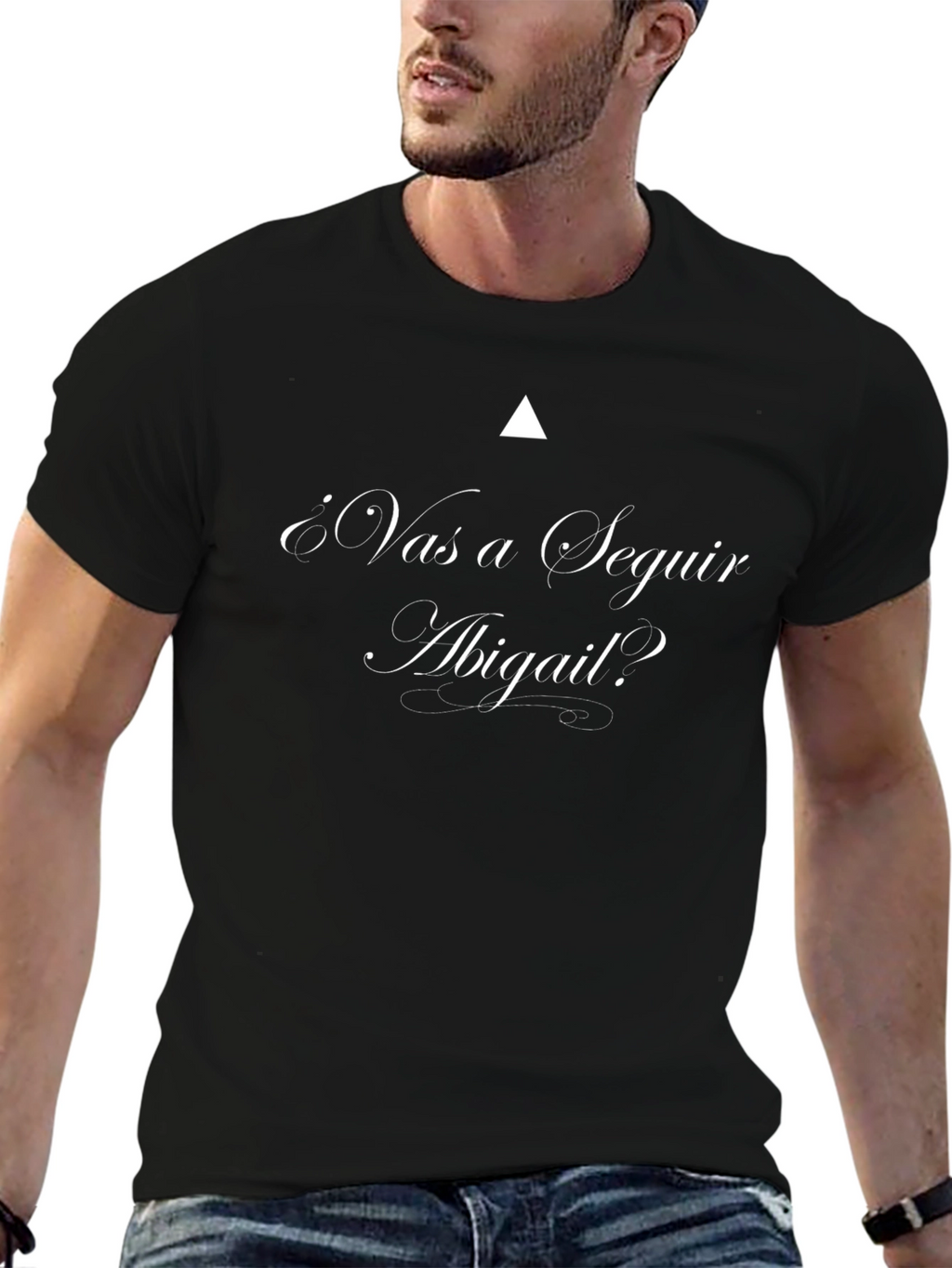 Vas a Seguir Abigail T-Shirt - Stylish Black Tee