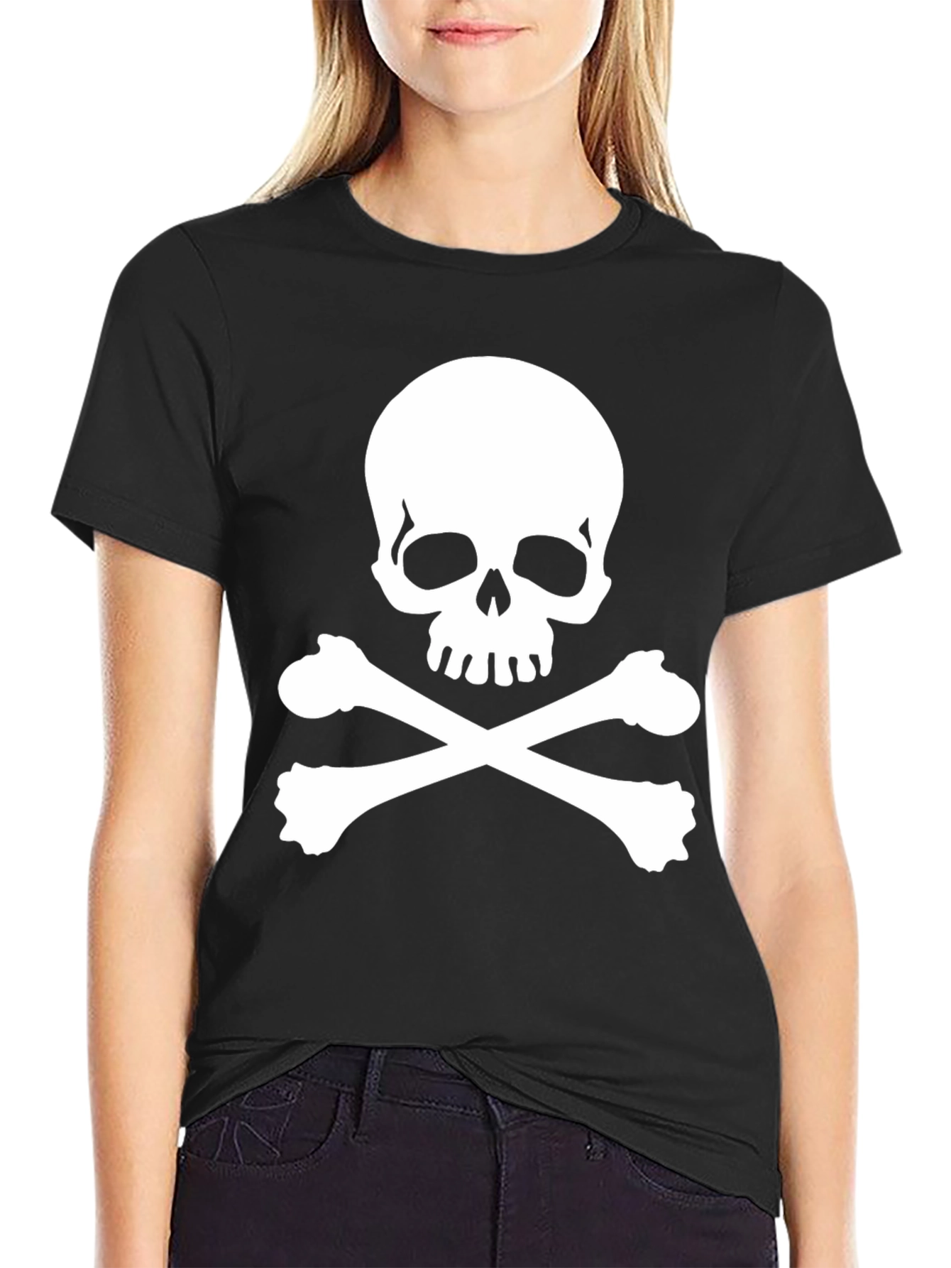 Skull & Crossbones Black T-Shirt - Pirate Style!
