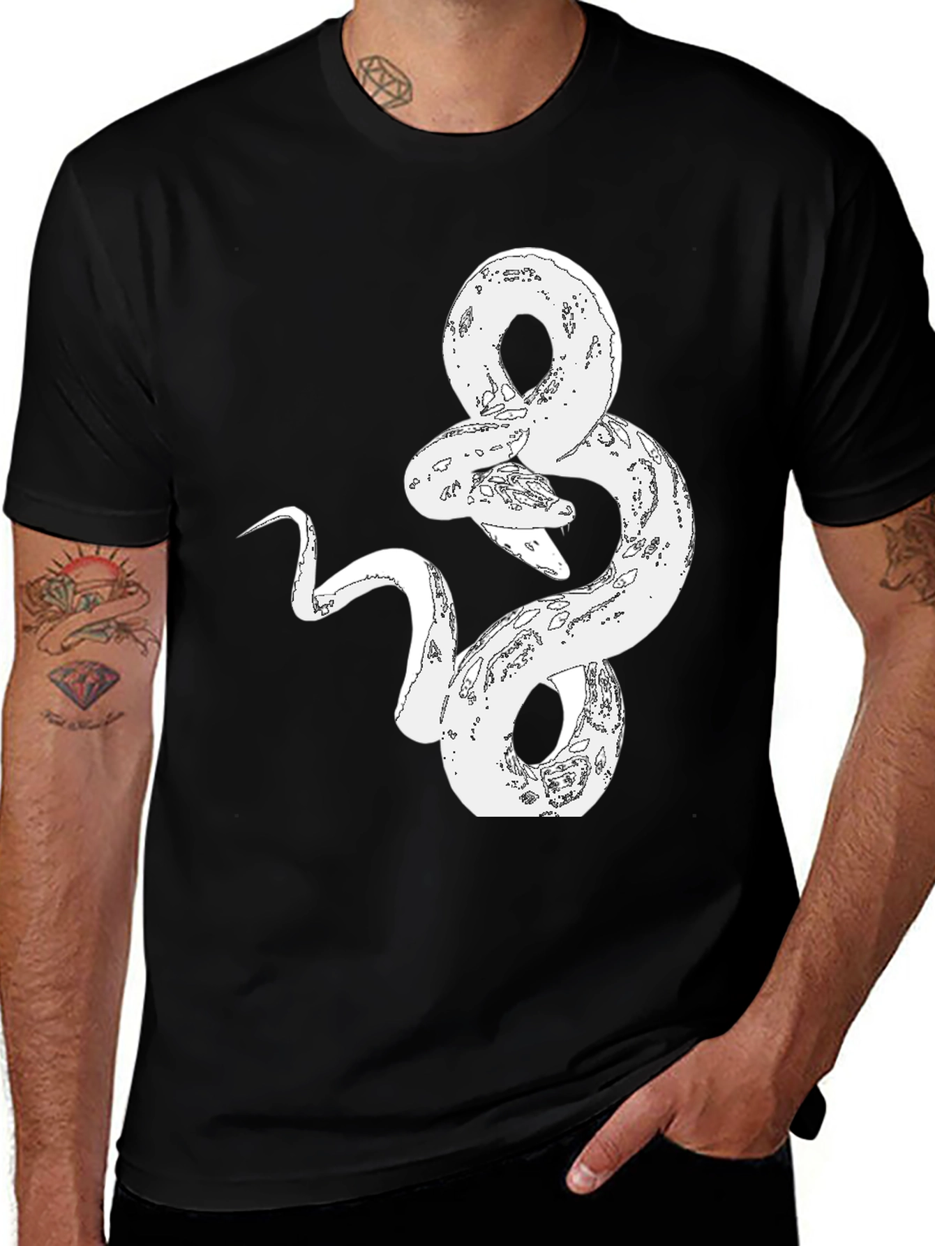 Snake Graphic Print Tee - Stylish Black T-Shirt