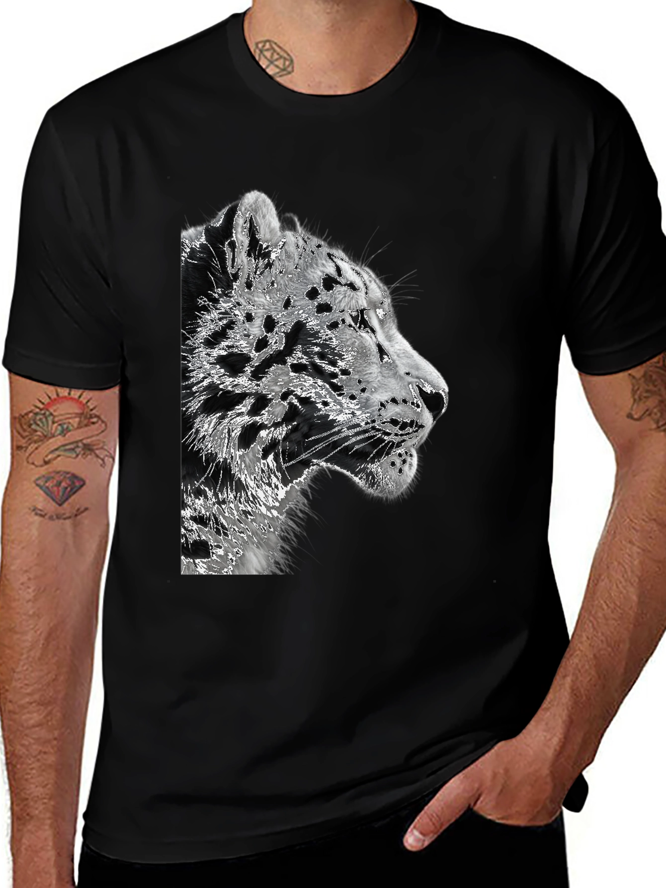 Black Leopard Graphic T-Shirt