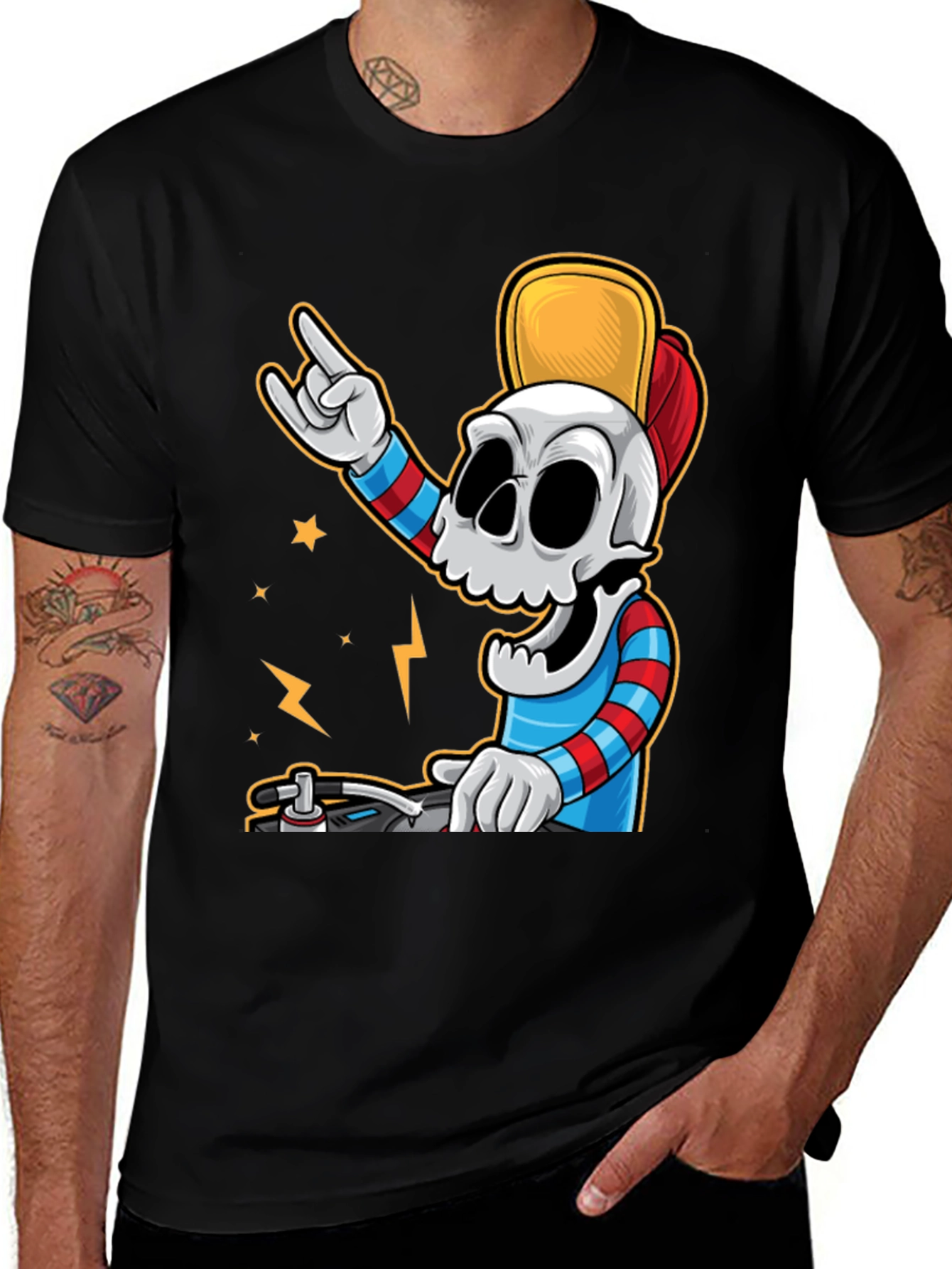 DJ Skull Graphic Tee - Rock On in Style!